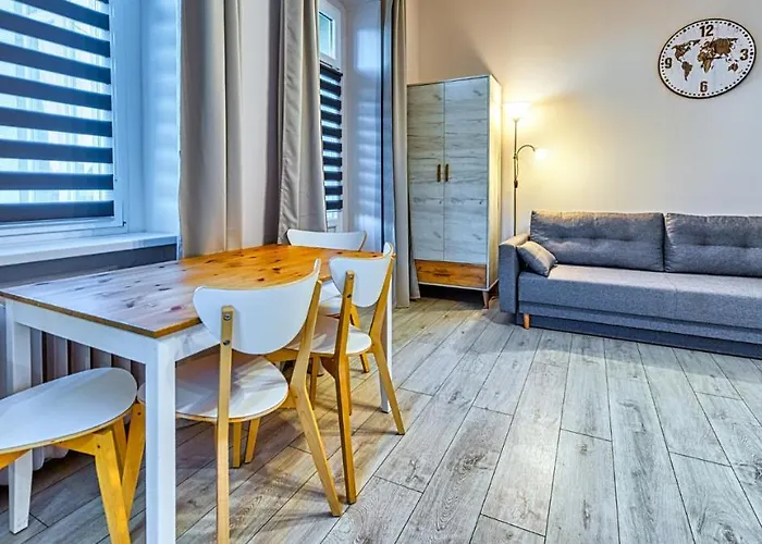 Апартаменты Na Deptaku By Royal Aparts *